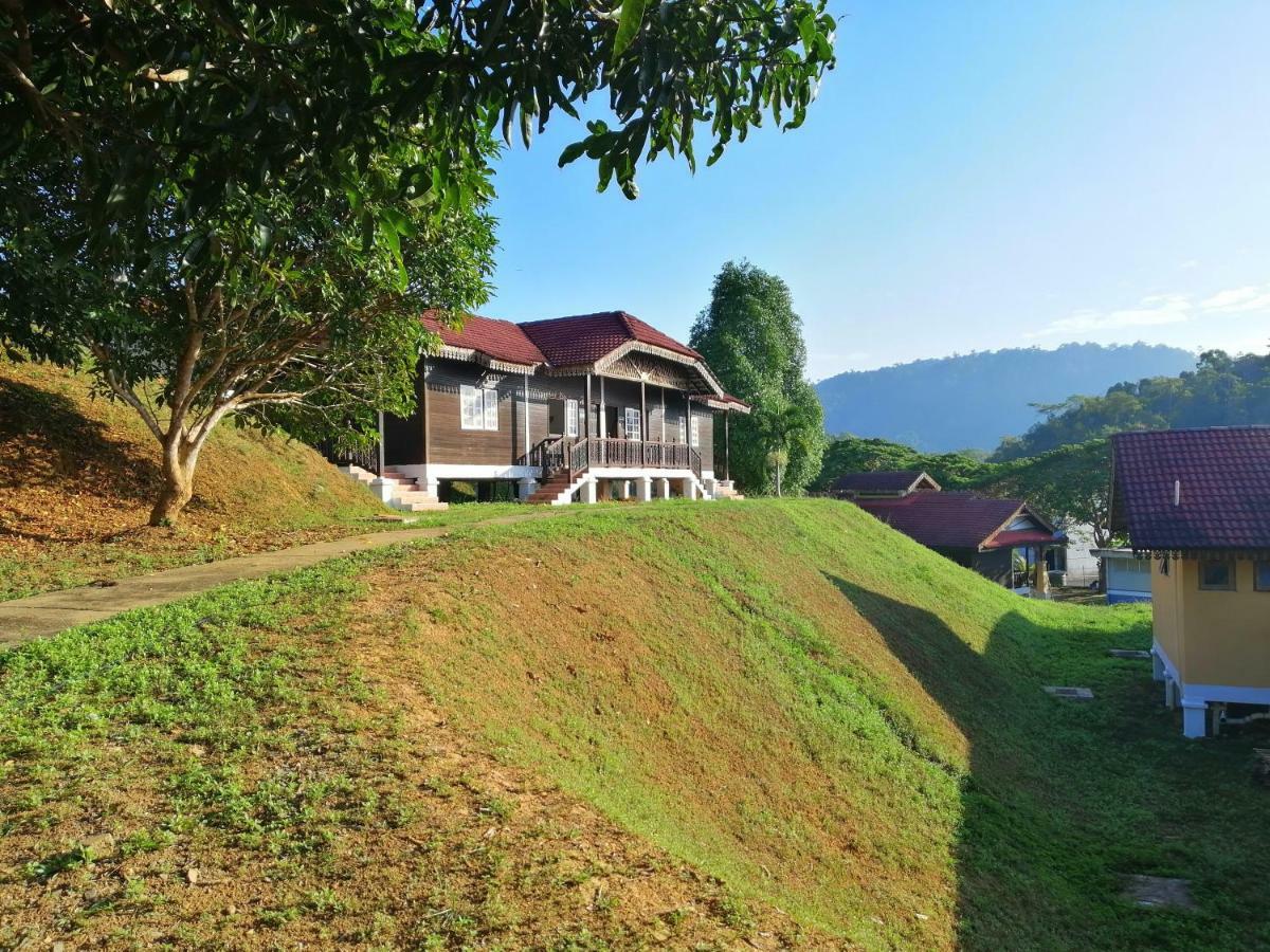 Asiacamp Taman Negara Resort Kuala Tahan Exterior photo